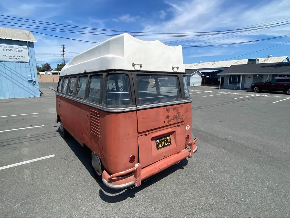 1961 Volkswagen Split-Window Bus - Image 9 of 13