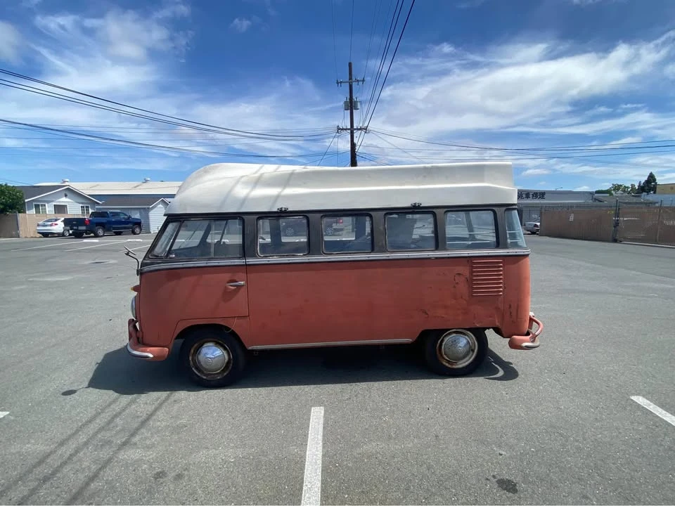 1961 Volkswagen Split-Window Bus - Image 2 of 13