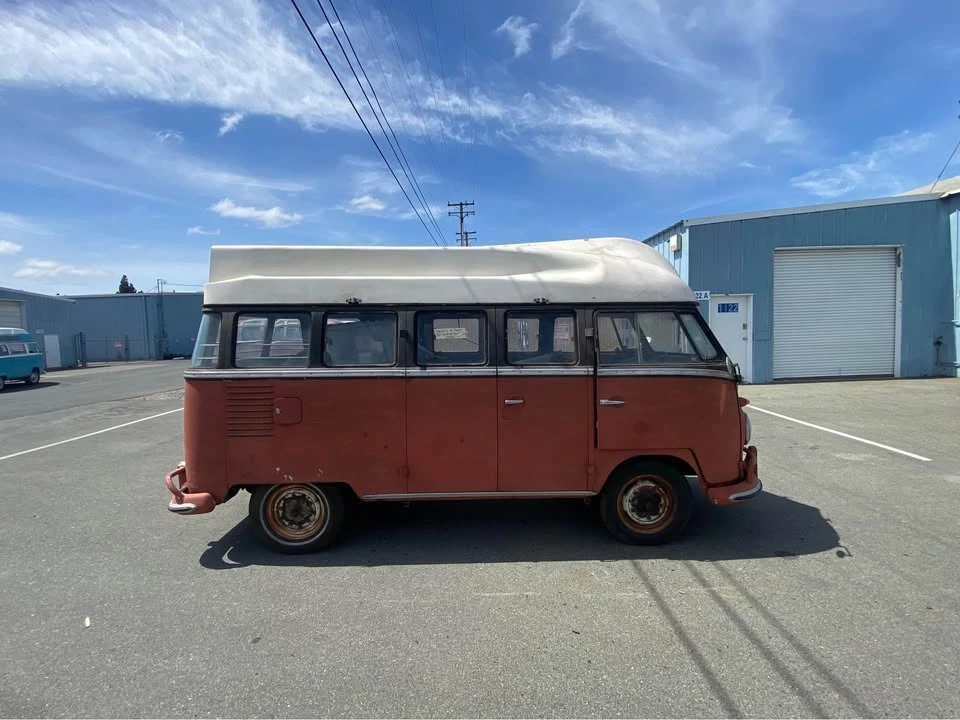 1961 Volkswagen Split-Window Bus - Image 6 of 13