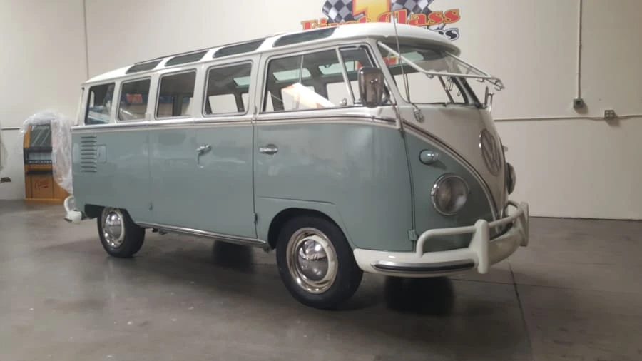 1961 Volkswagen Split-Window Bus - Image 3 of 8