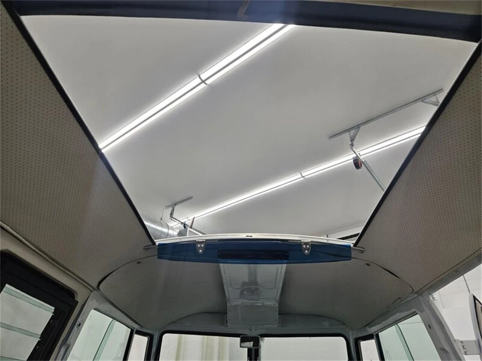 1961 Volkswagen Split-Window Bus - Image 27 of 31