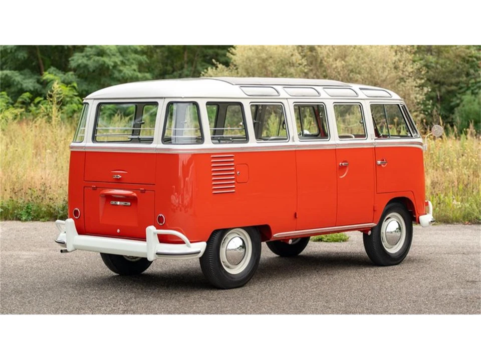 1961 Volkswagen Split-Window Bus - Image 2 of 31