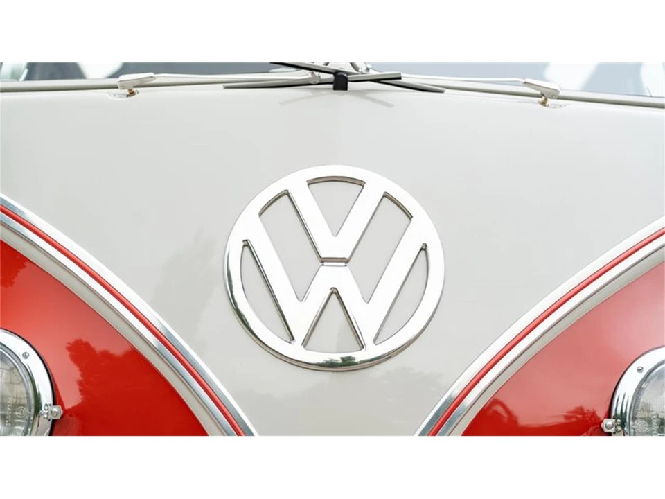 1961 Volkswagen Split-Window Bus - Image 23 of 31