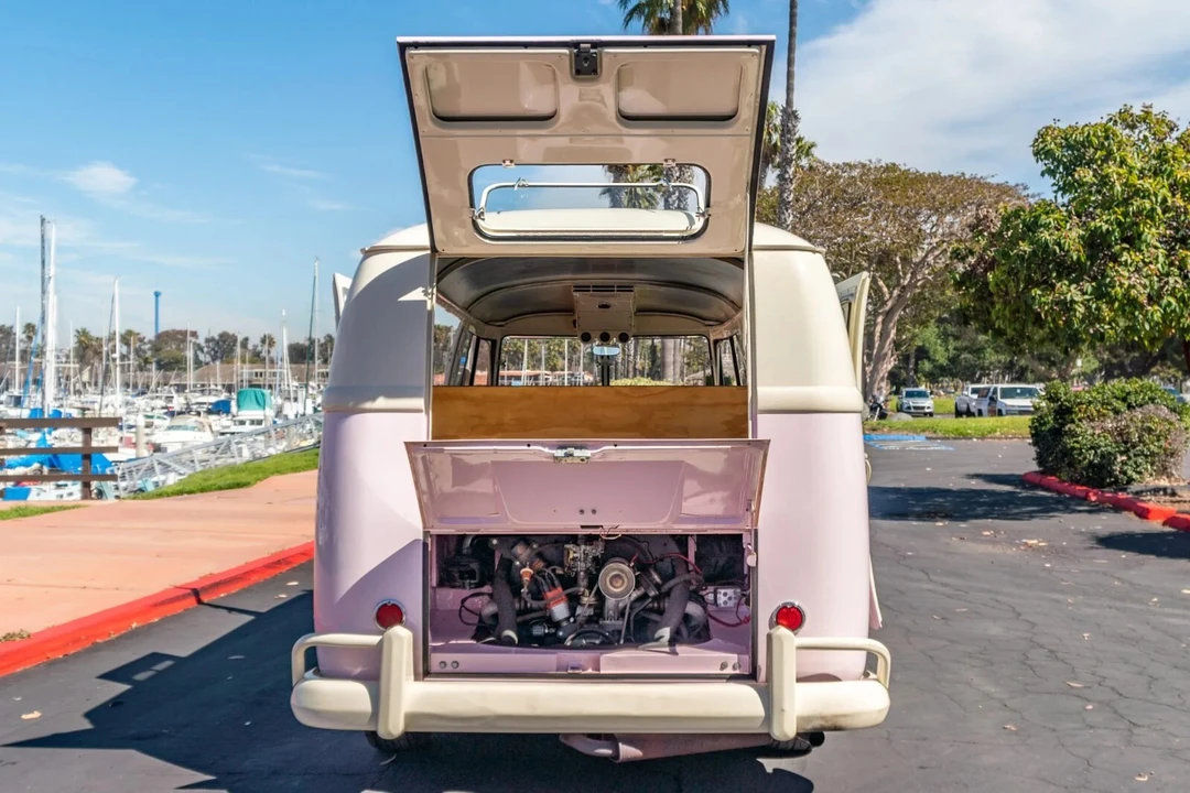 1961 Volkswagen Split-Window Bus - Image 22 of 24
