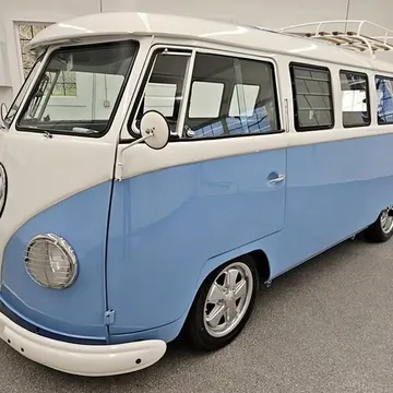 1961 Volkswagen Kombi Re-creation