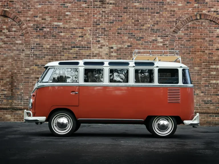 1961 Volkswagen Split-Window Bus - Image 6 of 16