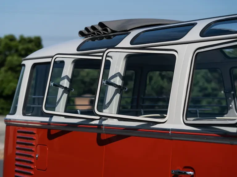 1961 Volkswagen Split-Window Bus - Image 12 of 31
