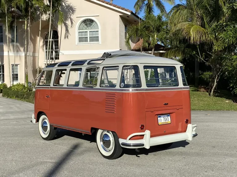 1961 Volkswagen Split-Window Bus - Image 3 of 31