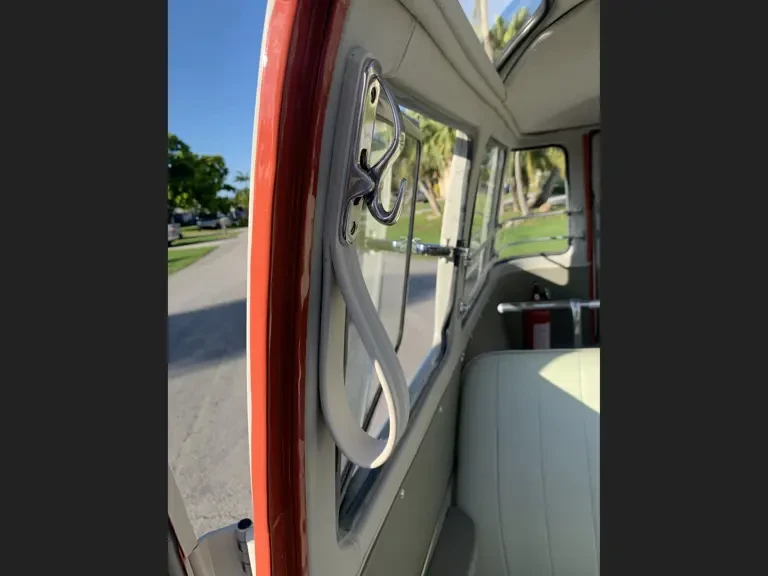1961 Volkswagen Split-Window Bus - Image 26 of 31
