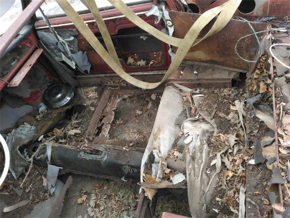 1961 Volkswagen Karmann Ghia Type 14 - Image 9 of 12