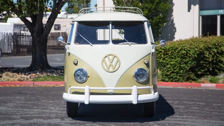 1961 Volkswagen Split-Window Bus - Image 10 of 19