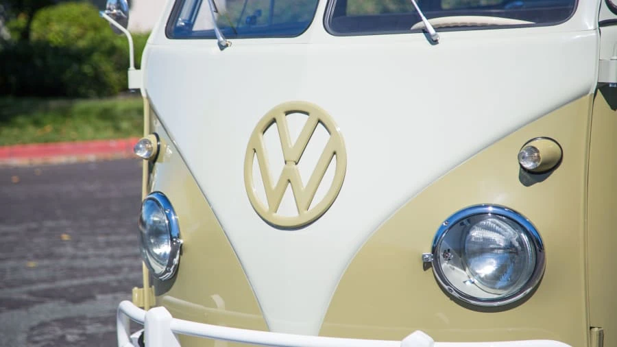 1961 Volkswagen Split-Window Bus - Image 16 of 19