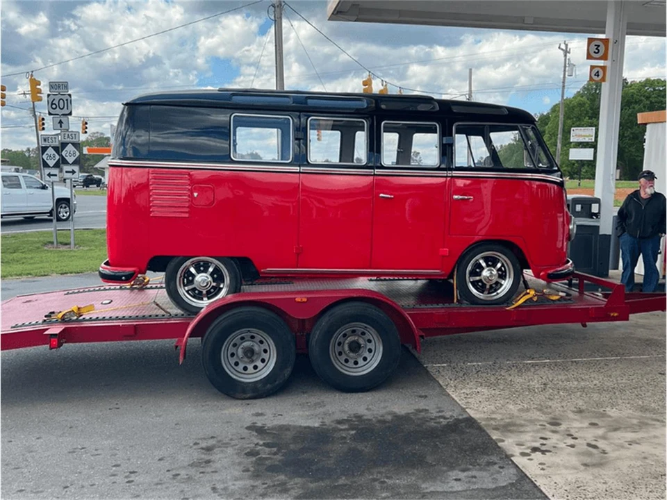 1961 Volkswagen Split-Window Bus - Image 7 of 19