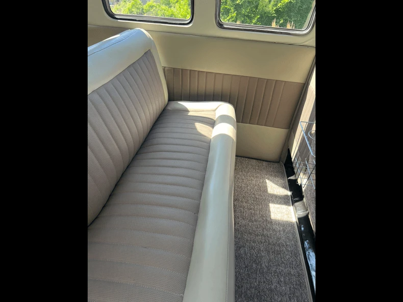 1961 Volkswagen Split-Window Bus - Image 12 of 19