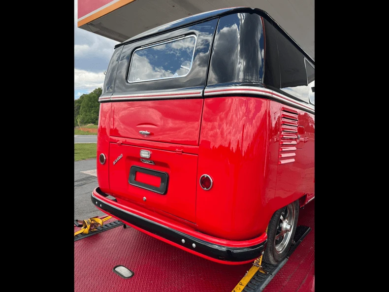 1961 Volkswagen Split-Window Bus - Image 9 of 19
