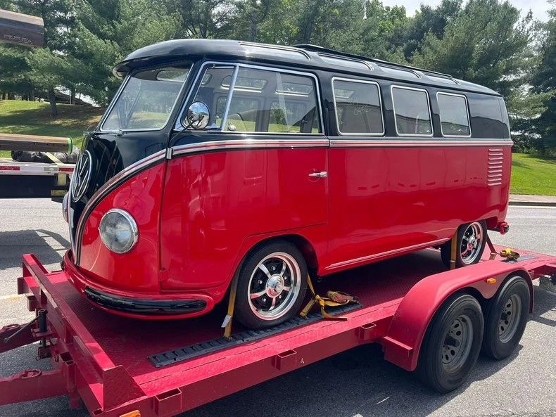 1961 Volkswagen Split-Window Bus - Image 5 of 19