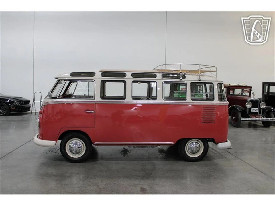 1961 Volkswagen Split-Window Bus - Image 16 of 31