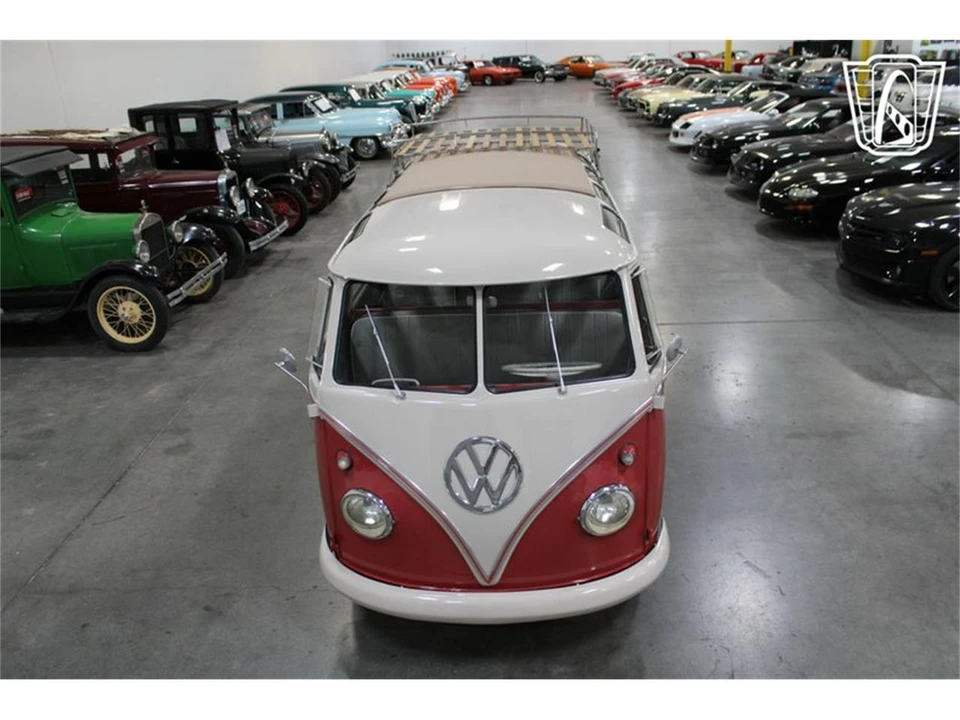 1961 Volkswagen Split-Window Bus - Image 6 of 31