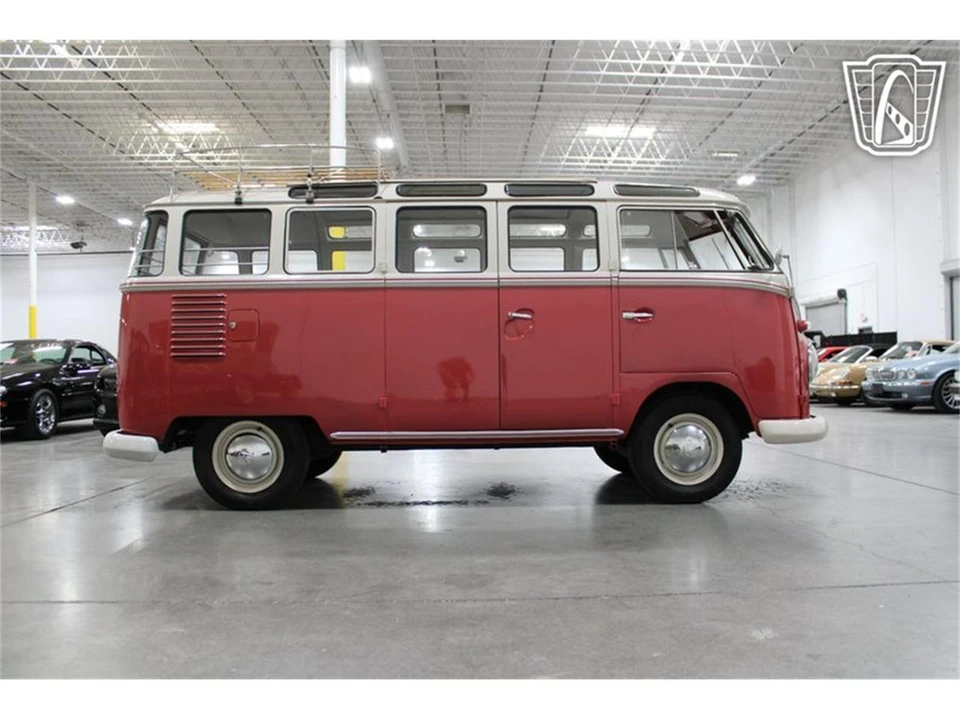 1961 Volkswagen Split-Window Bus - Image 28 of 31