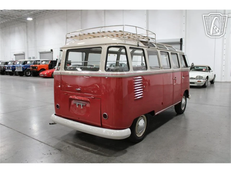 1961 Volkswagen Split-Window Bus - Image 19 of 31