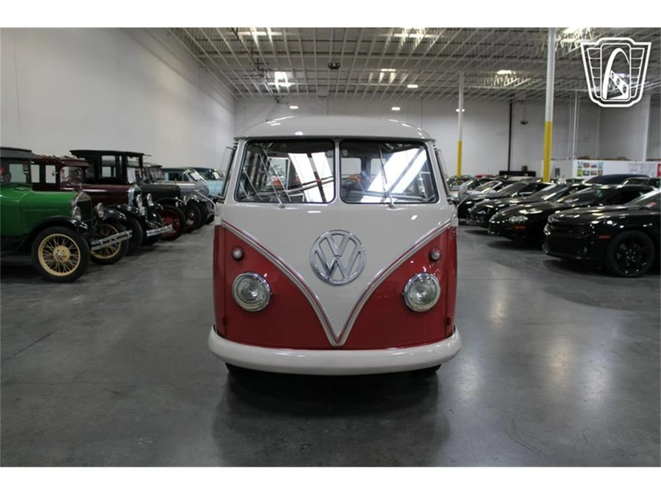 1961 Volkswagen Split-Window Bus - Image 14 of 31