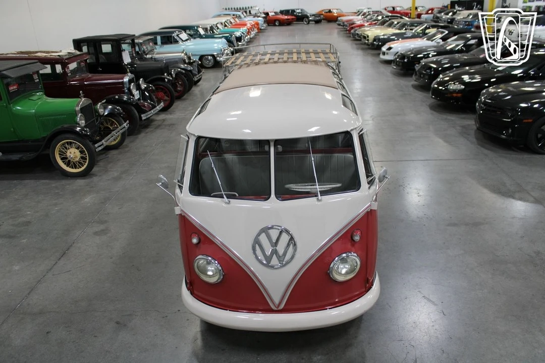 1961 Volkswagen Split-Window Bus - Image 8 of 12
