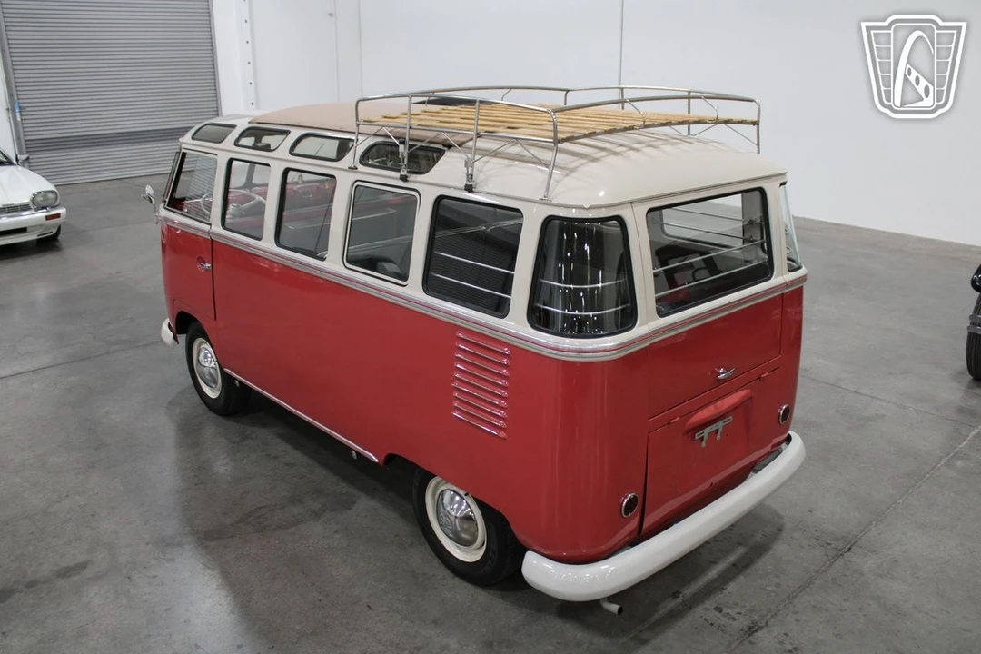 1961 Volkswagen Split-Window Bus - Image 11 of 12