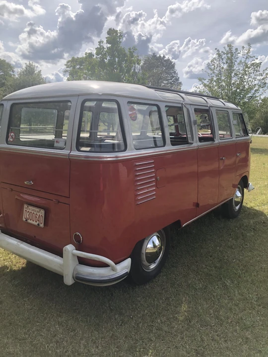 1961 Volkswagen Split-Window Bus - Image 9 of 31