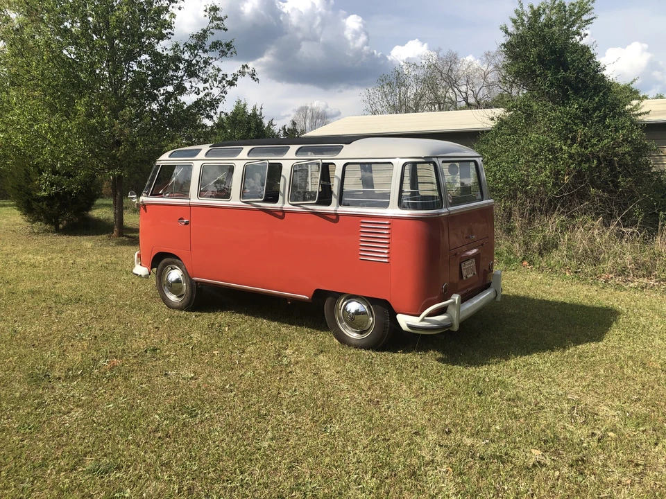 1961 Volkswagen Split-Window Bus - Image 5 of 31