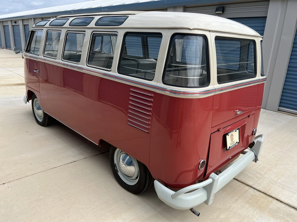 1961 Volkswagen Split-Window Bus - Image 22 of 31