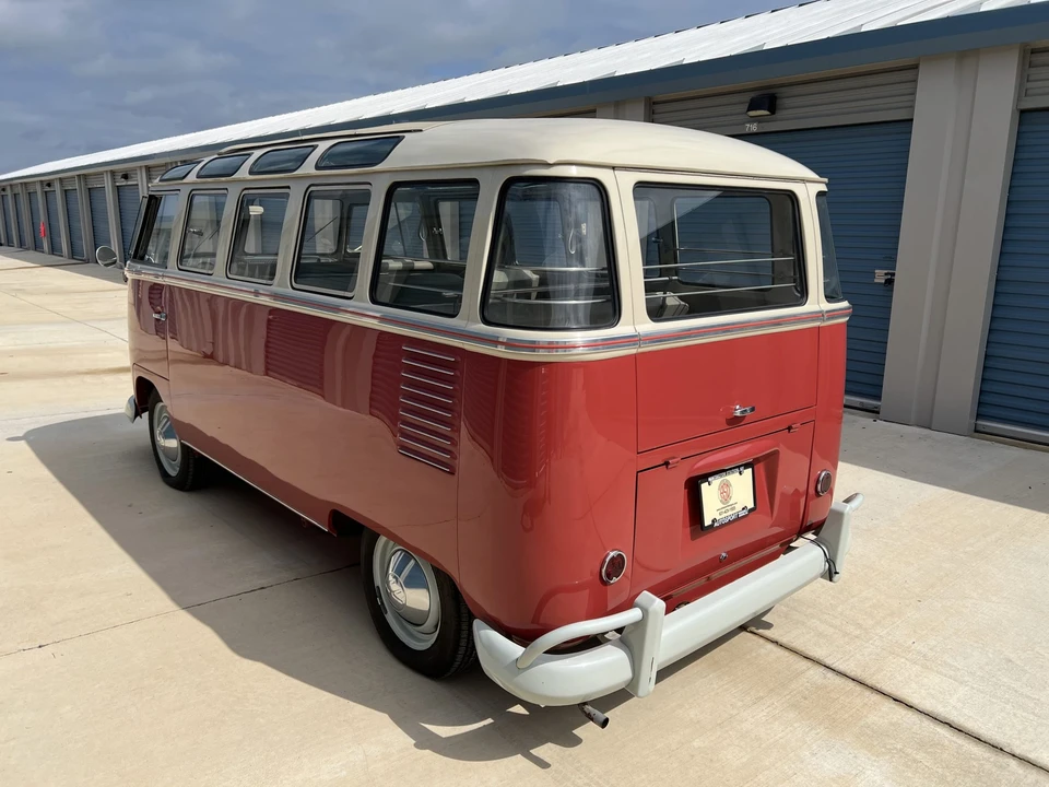 1961 Volkswagen Split-Window Bus - Image 21 of 31