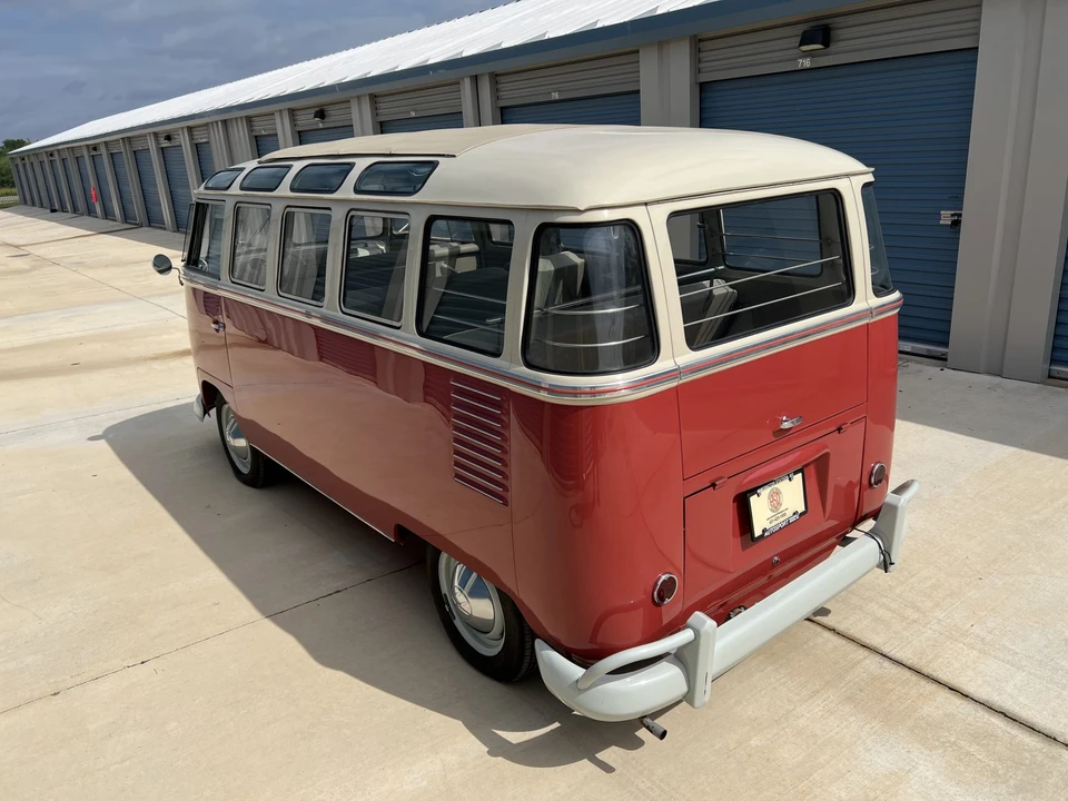 1961 Volkswagen Split-Window Bus - Image 20 of 31