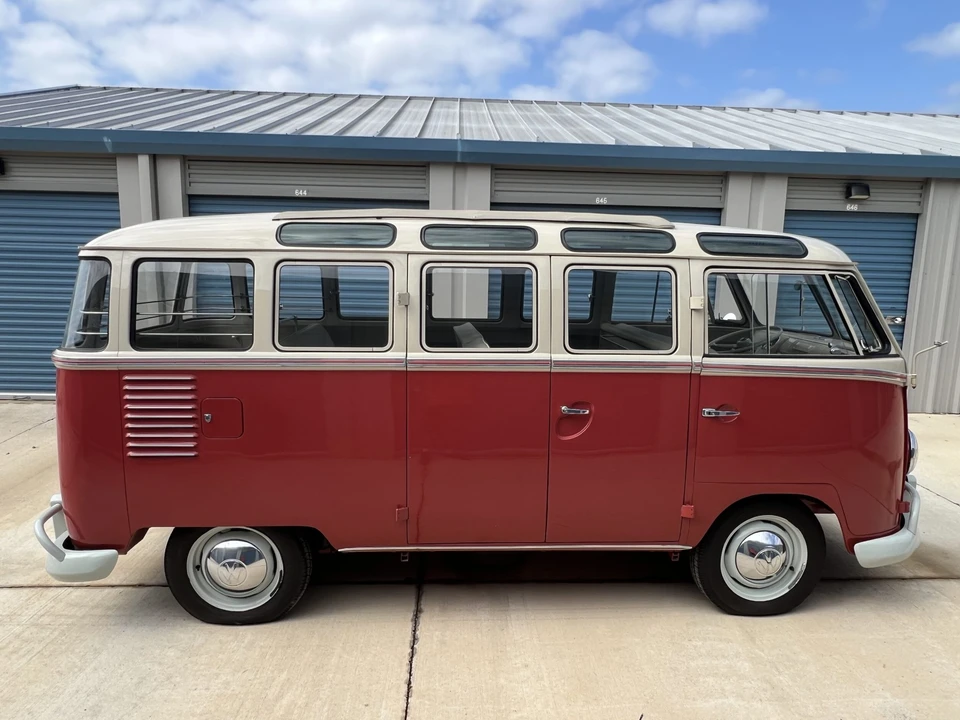 1961 Volkswagen Split-Window Bus - Image 13 of 31