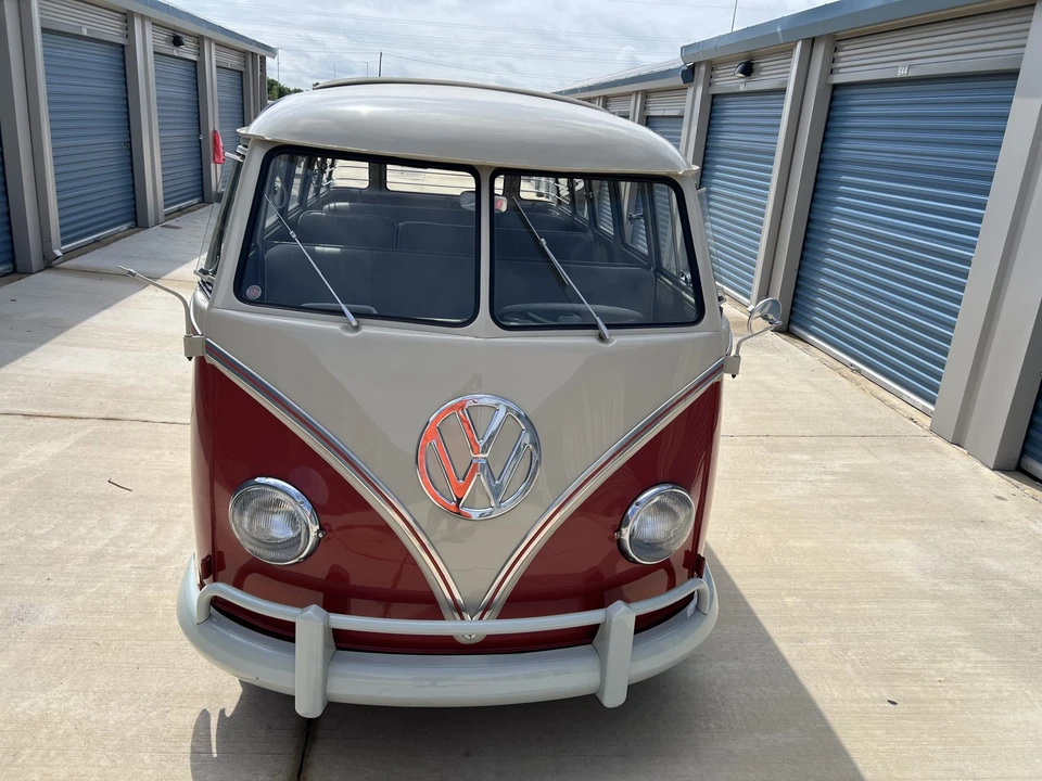 1961 Volkswagen Split-Window Bus - Image 5 of 31