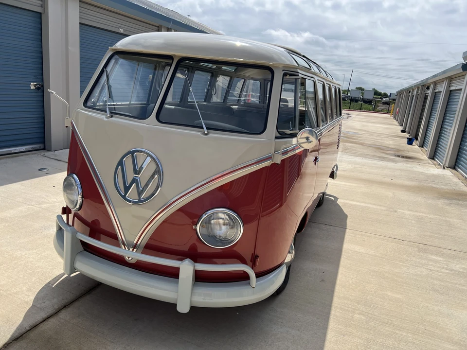 1961 Volkswagen Split-Window Bus - Image 3 of 31