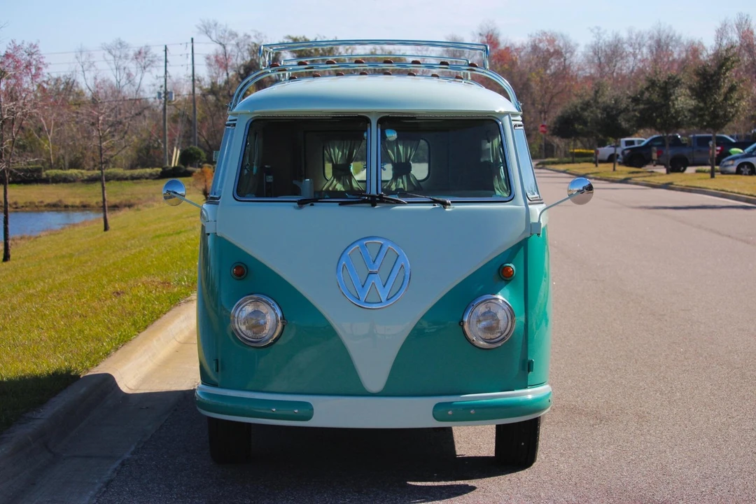 1961 Volkswagen Split-Window Camper - Image 10 of 21