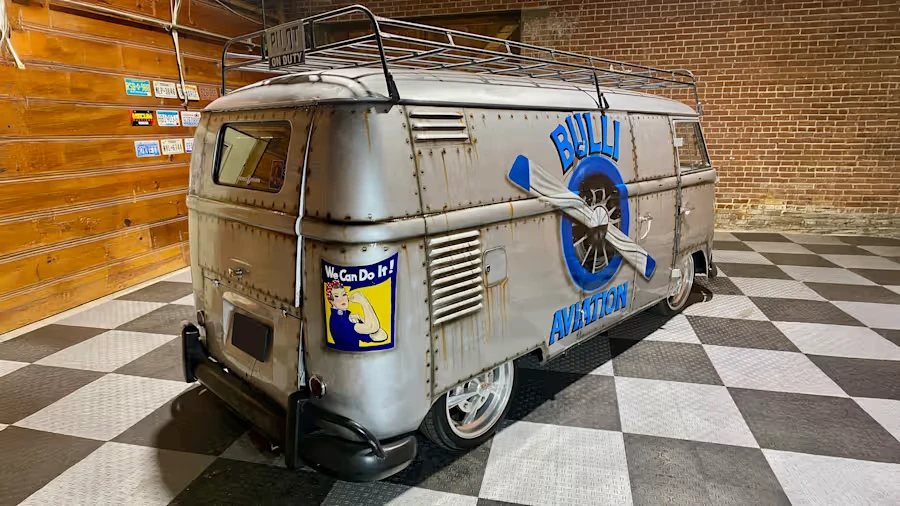 1961 Volkswagen Split-Window Bus - Image 3 of 16