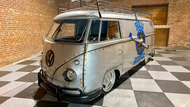 1961 Volkswagen Type 2 Custom Bus