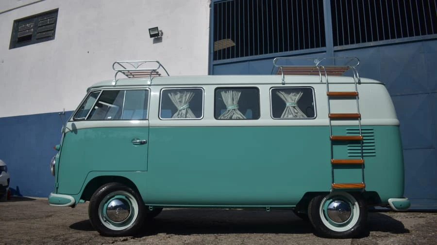 1961 Volkswagen Split-Window Camper - Image 2 of 31