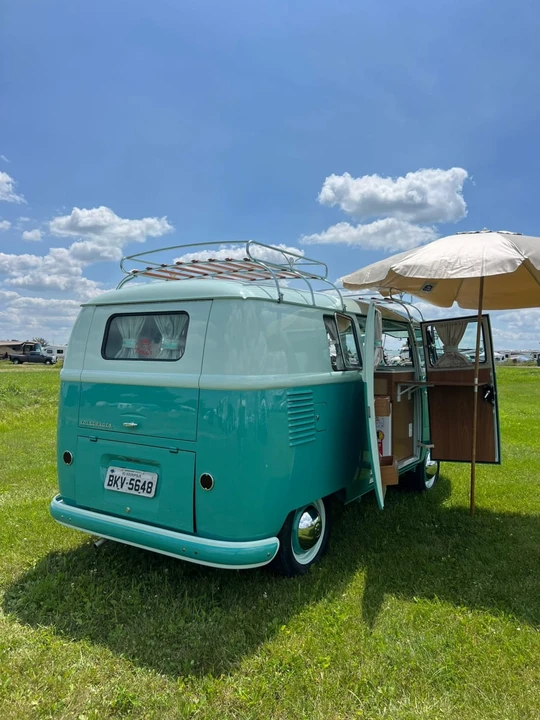 1961 Volkswagen Split-Window Camper - Image 20 of 31