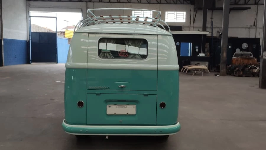 1961 Volkswagen Split-Window Camper - Image 6 of 31