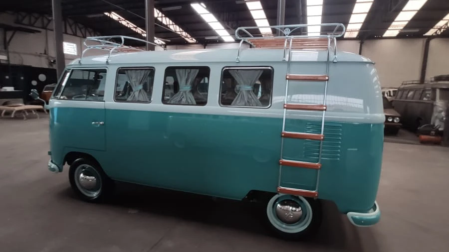 1961 Volkswagen Split-Window Camper - Image 23 of 31