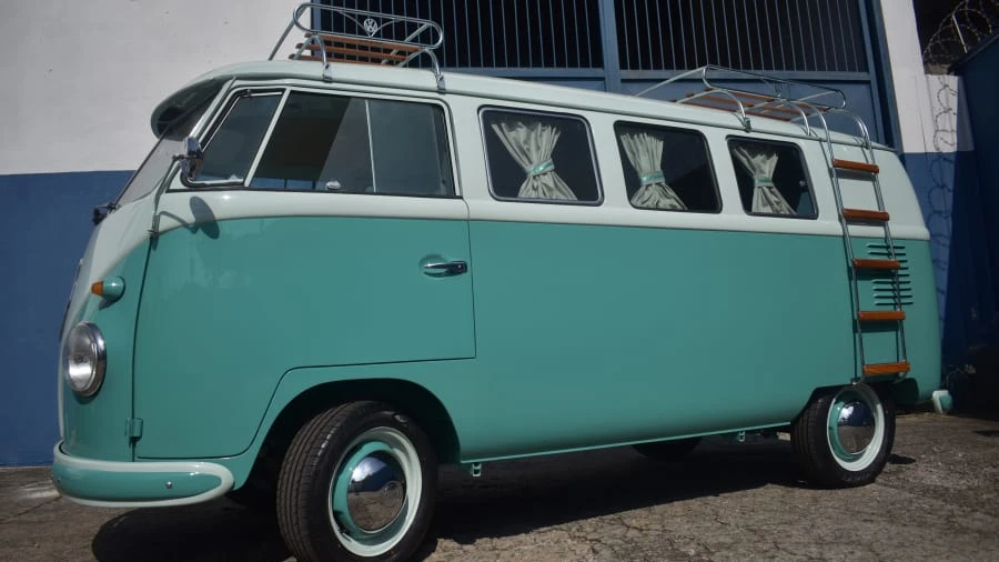 1961 Volkswagen Split-Window Camper - Image 10 of 31