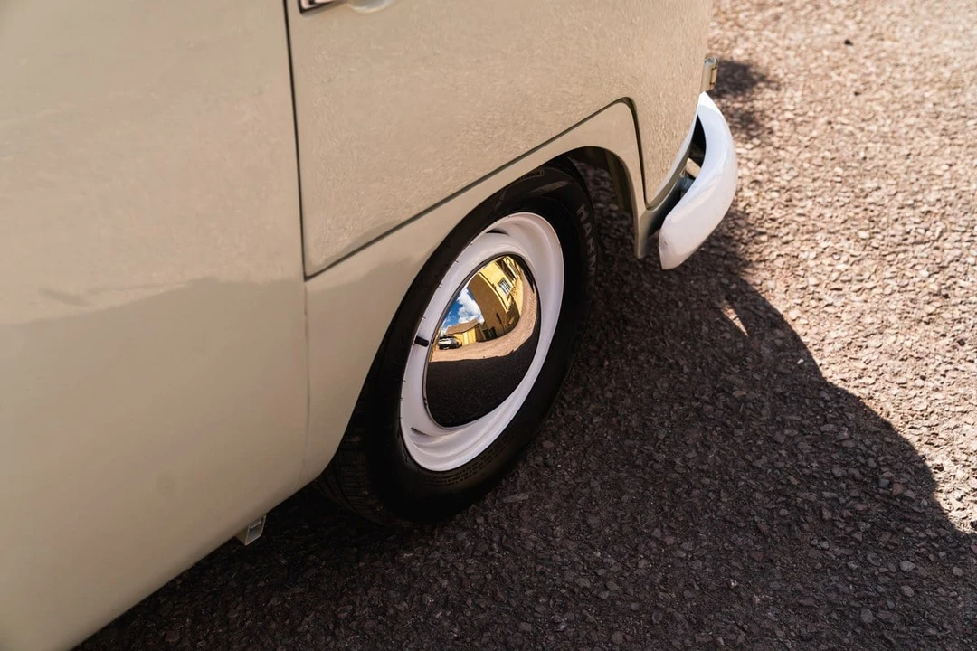 1961 Volkswagen Split-Window Camper - Image 26 of 30
