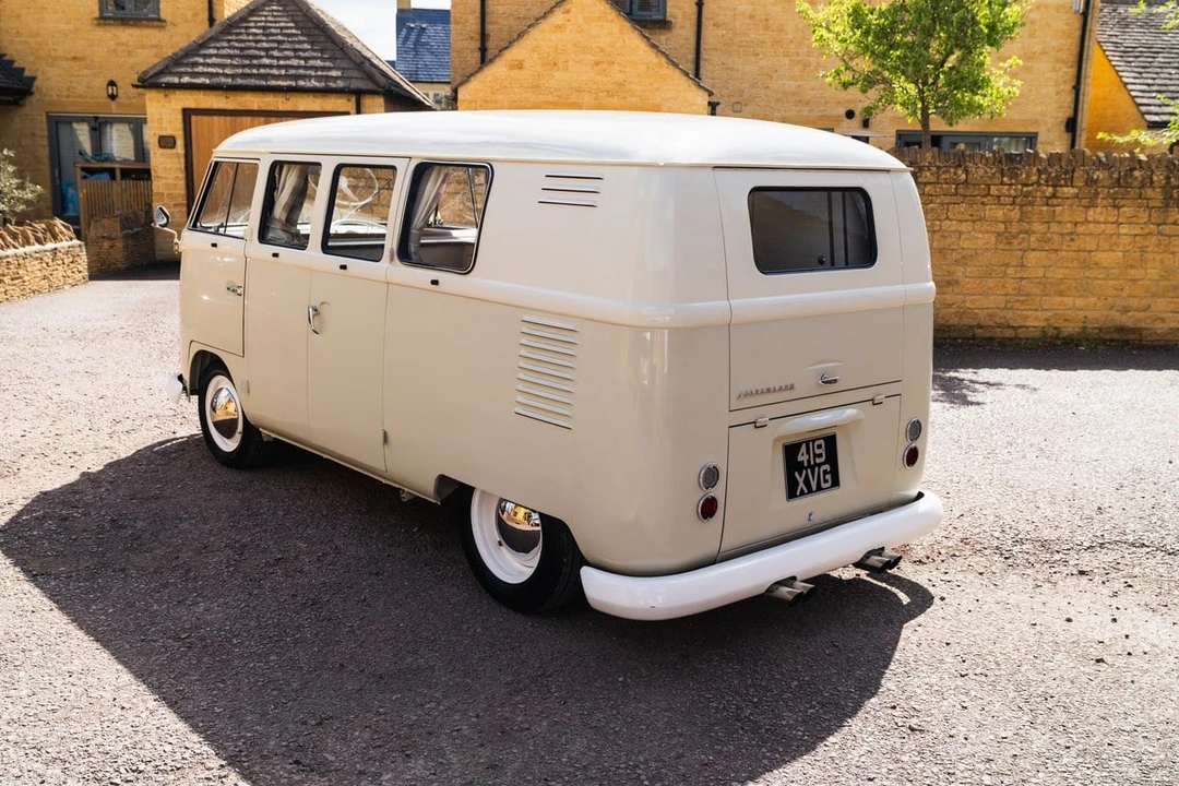 1961 Volkswagen Split-Window Camper - Image 15 of 30
