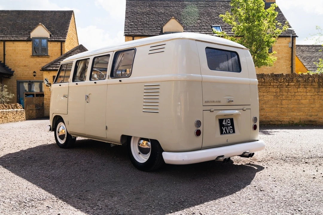 1961 Volkswagen Split-Window Camper - Image 17 of 30