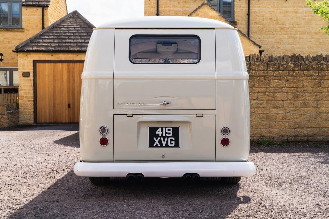 1961 Volkswagen Split-Window Camper - Image 21 of 30