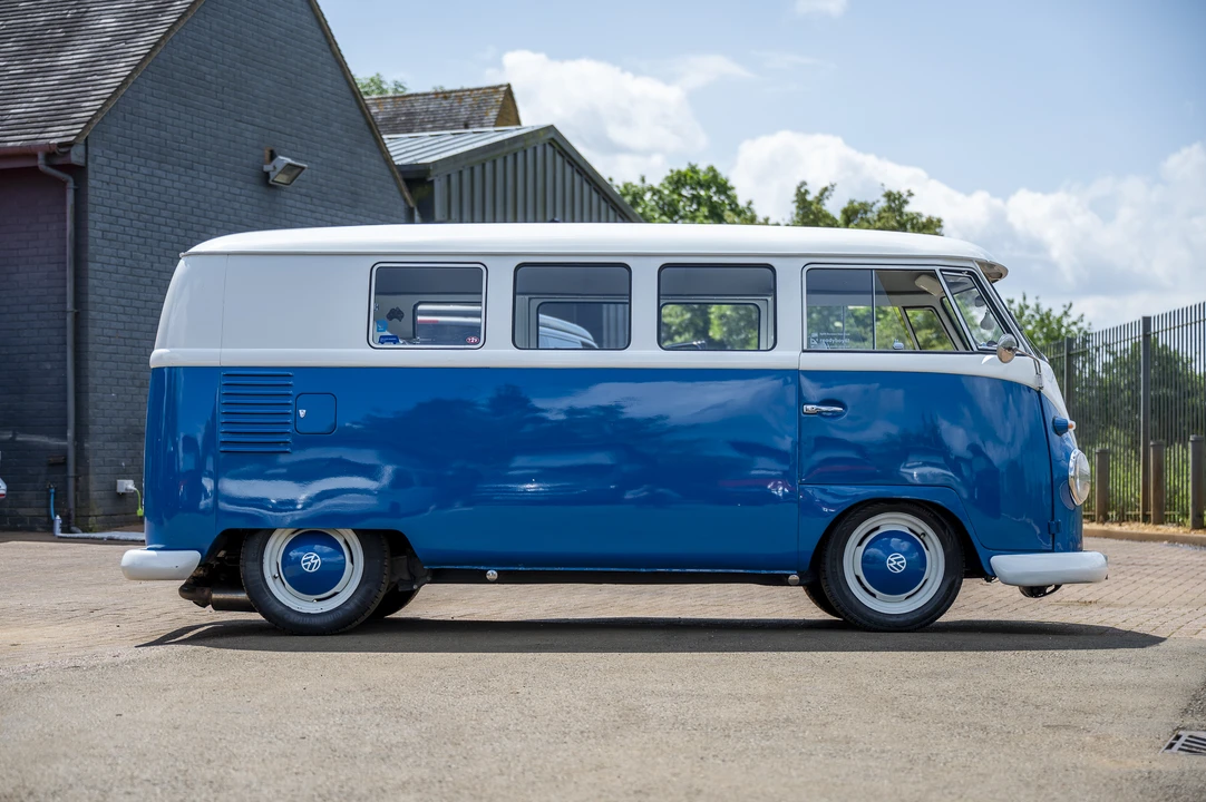 1961 Volkswagen Split-Window Camper - Image 8 of 31