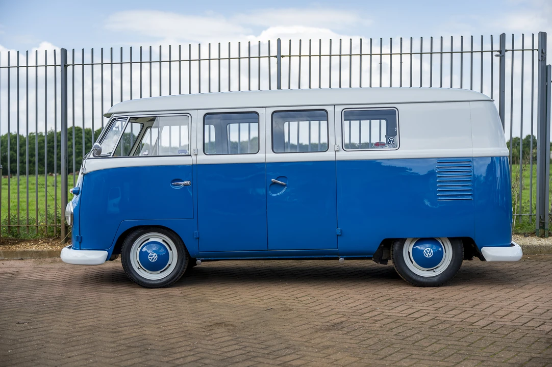 1961 Volkswagen Split-Window Camper - Image 4 of 31