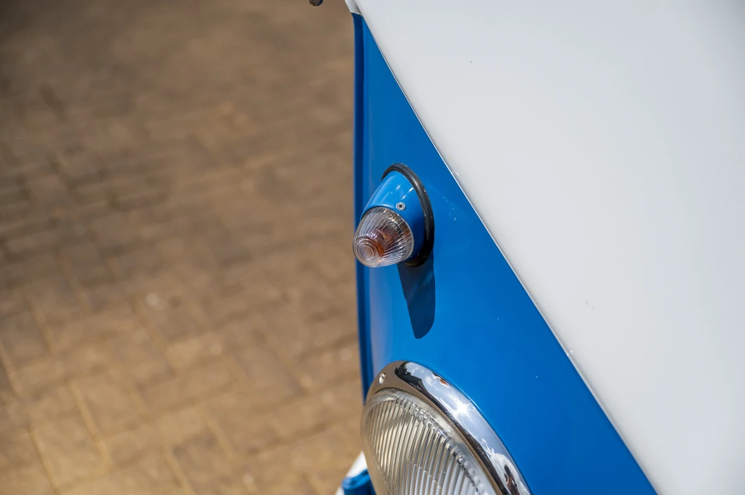1961 Volkswagen Split-Window Camper - Image 28 of 31